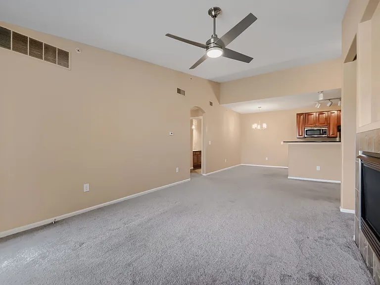3155 Blue Sky Cir #16-306 — Photo 4