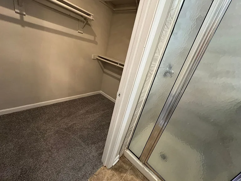 5538 N Meadow Dr — Photo 38