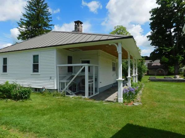 386 1st Avenue, Chester, VT 05143