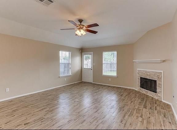 5th image of 9210 Rosewell Ct