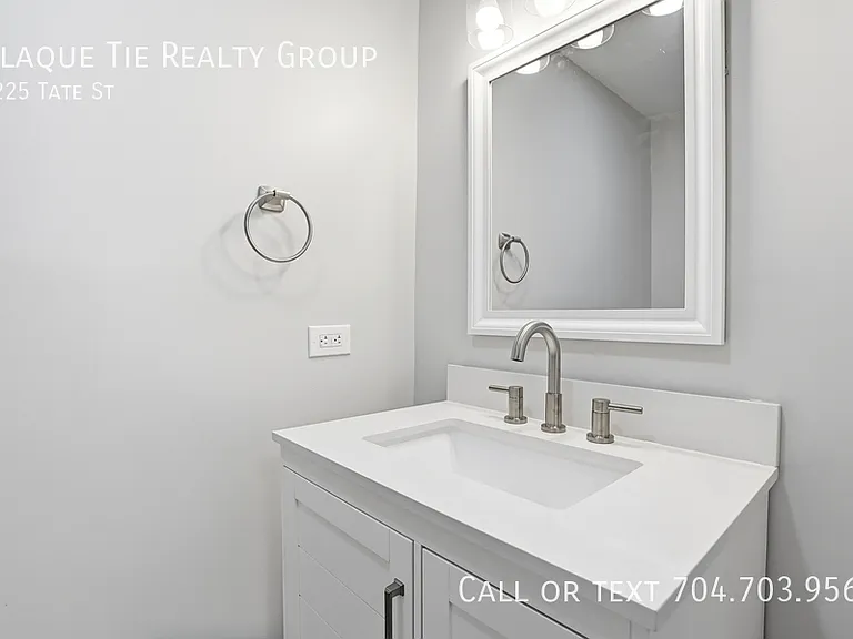 2225 Tate St — Photo 29