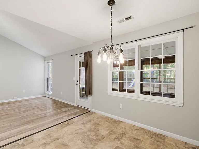 1860 Piper Dr — Photo 10