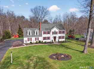 12 Stonewall Lane, Clinton, CT 06413