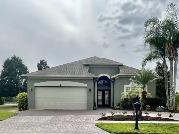 18010 Sparrows Nest Dr, Lutz, FL 33558