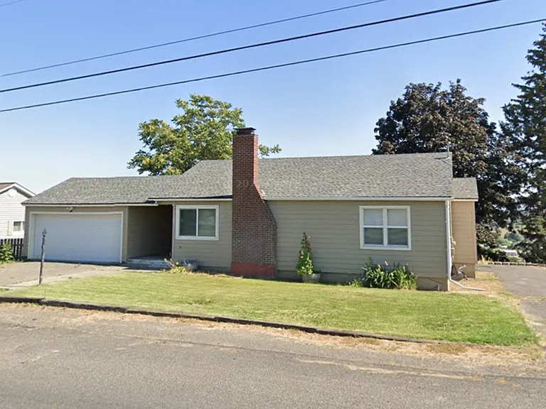 W Grandview Ave — Photo 2