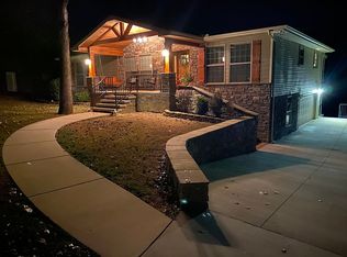 231 Shoreline Dr, Mountain Home, AR 72653