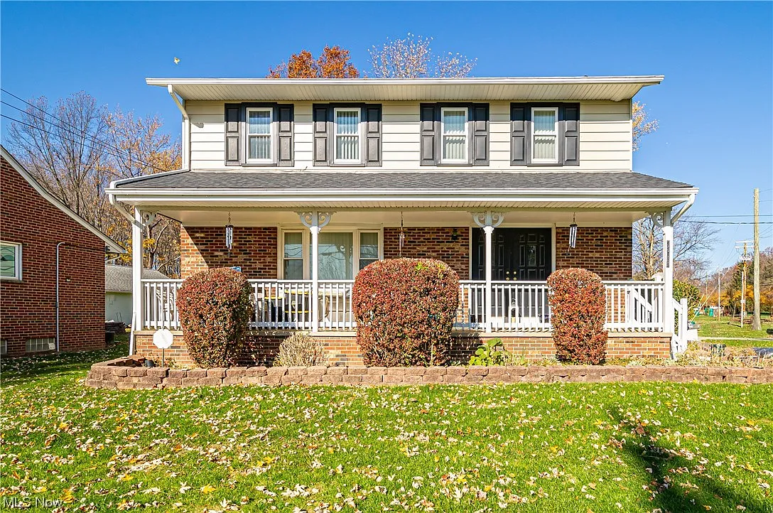 25055 Chardon Rd photo 1