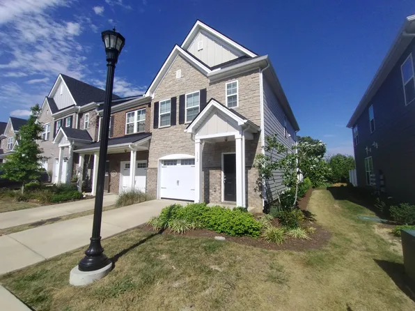 112 Brighton Ln W, Lebanon, TN 37090