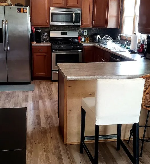 1003 N Woodburn Ave — Photo 8