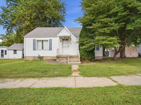 306 E Columbia St, Danvers, IL 61732