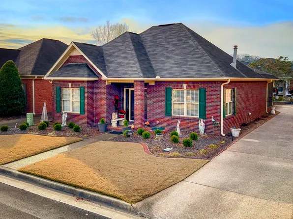3707 Orange Ct SW, Decatur, AL 35603