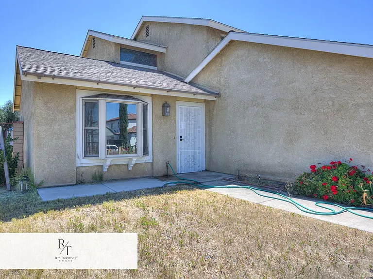 15326 Swarens Ct — Photo 3