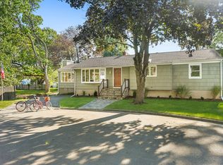 8 Millard St, Fairfield, CT 06824