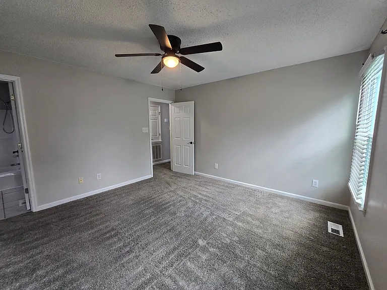 6338 Rhemish Dr — Photo 19