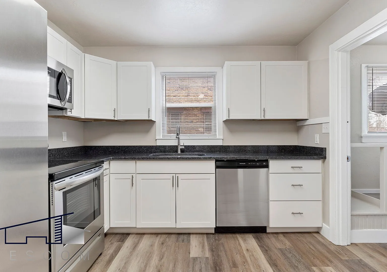 Polk Duplex — Photo 4