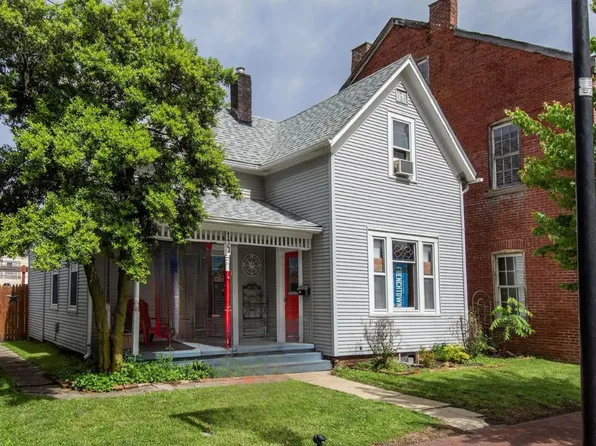 1423 N 2nd St, Saint Charles, MO 63301