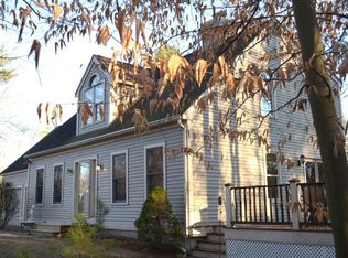 11 Ridgewood Dr, Kittery, ME 03904
