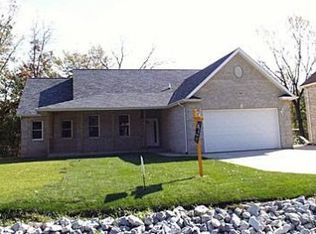 747 S Broad St, Griffith, IN 46319