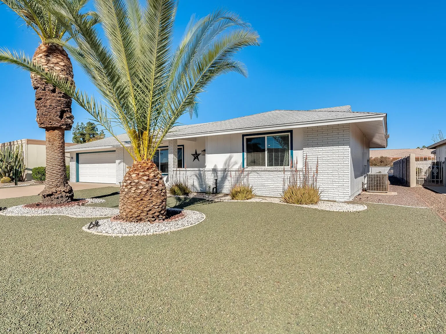 13844 Cameo Dr — Photo 3