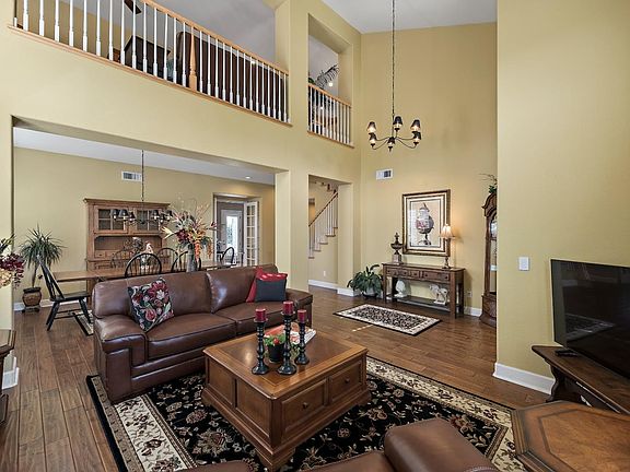 5th image of 18301 Tolusa Ct