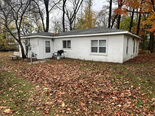 2240 Rush St, Lake Station, IN 46405