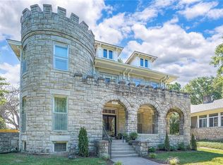 3607 Pennsylvania Ave, Kansas City, MO 64111