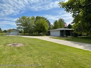 2400 Green Rd, Saint Johns, MI 48879