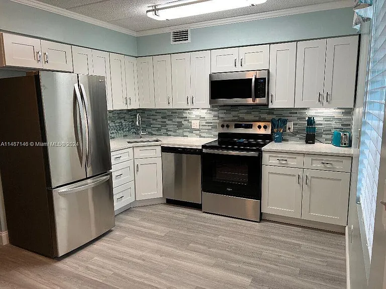 1215 97th Street Ocean #11 — Photo 11
