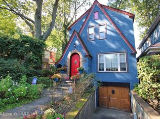 54 City Blvd, Staten Island, NY 10301