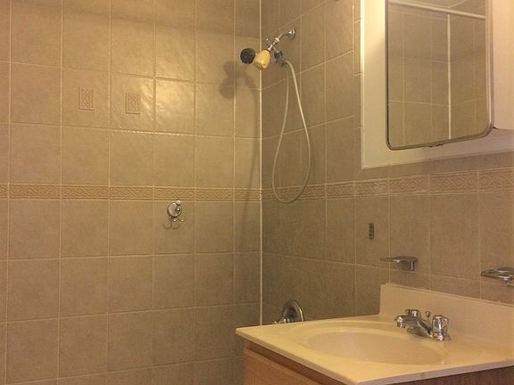 3rd image of 220 Beach 92nd St #2