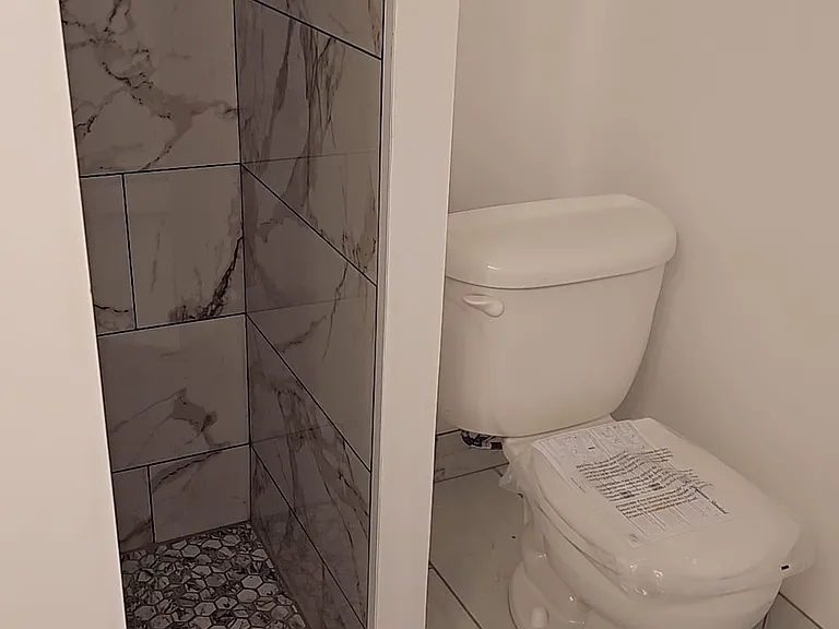 14 Amber Ln — Photo 1
