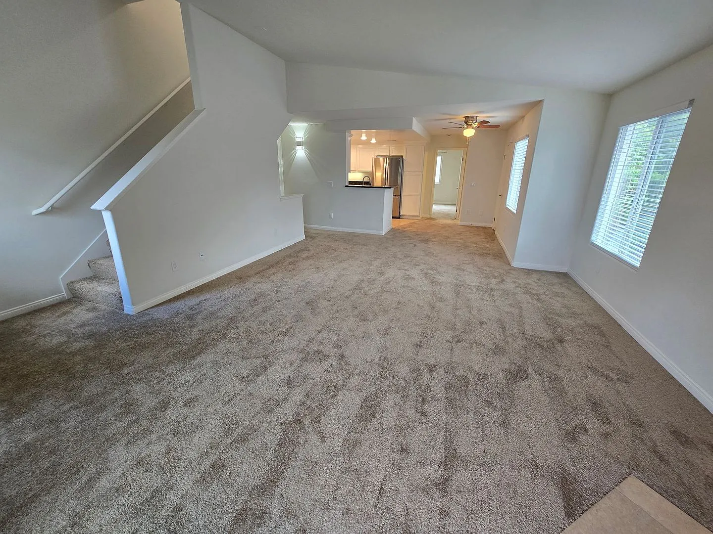 Luxury Hillcrest Tri-Level 3-Bedroom Home — Photo 3