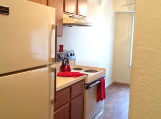 19364 Merriman Rd, Livonia, MI 48152