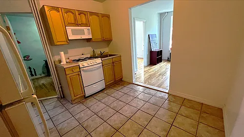 226 E 83rd St #30 Photo 1