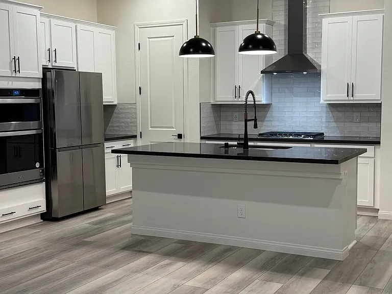Pendant lighting over kitchen Island