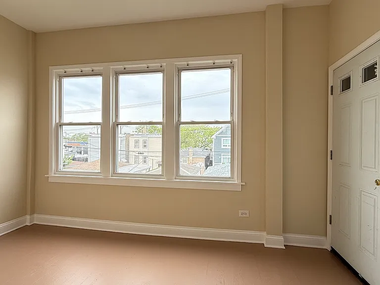 2022 N Lawler Ave #2 — Photo 12
