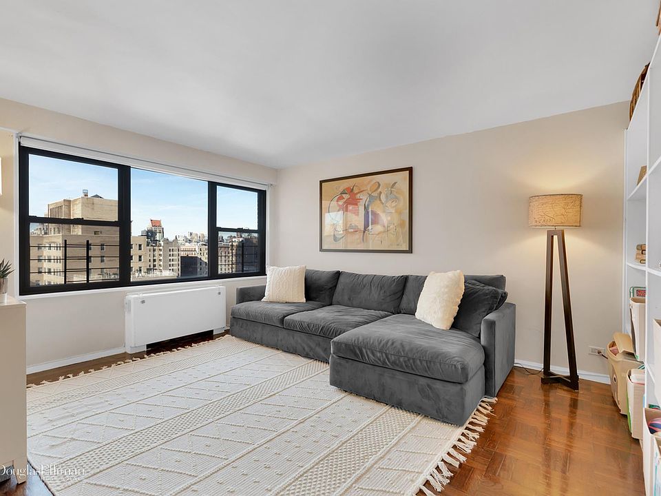 1st image of 1010 3rd Ave #16E