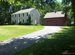 4 Deer Ln, Hallowell, ME 04347