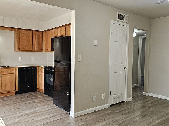 5th image of 103 W Dunn Ave #3