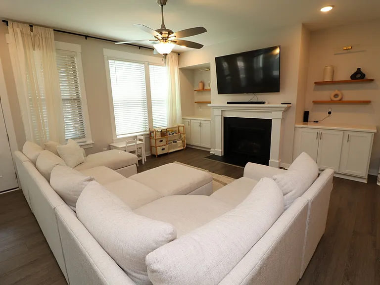 2151 Maggie Valley Dr — Photo 17
