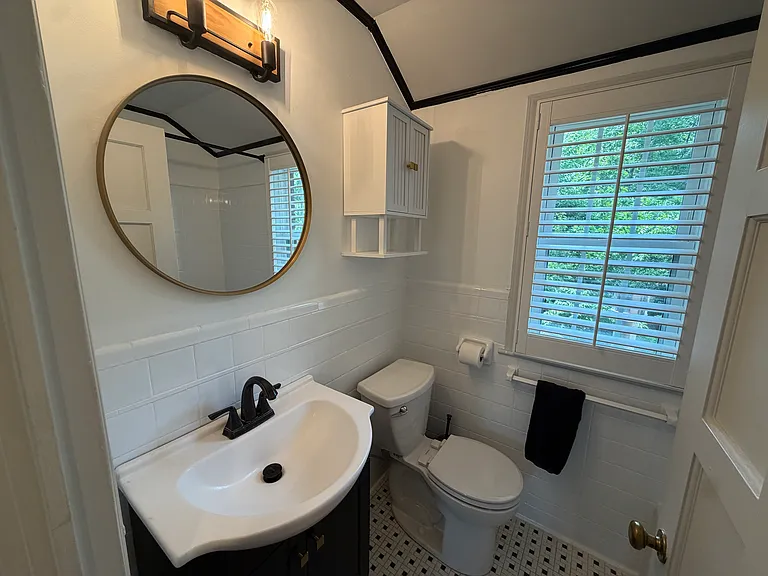 5932 Edgehill Ct — Photo 10