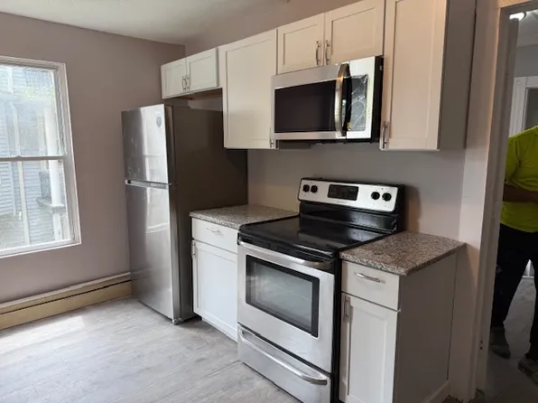 44 Lincoln Ave APT 3, Carbondale, PA 18407