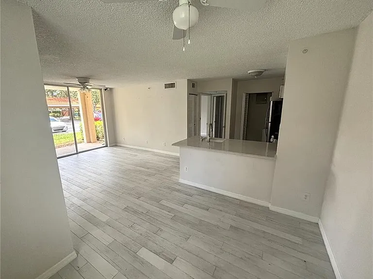 1260 Wildwood Lakes Blvd #107 — Photo 2