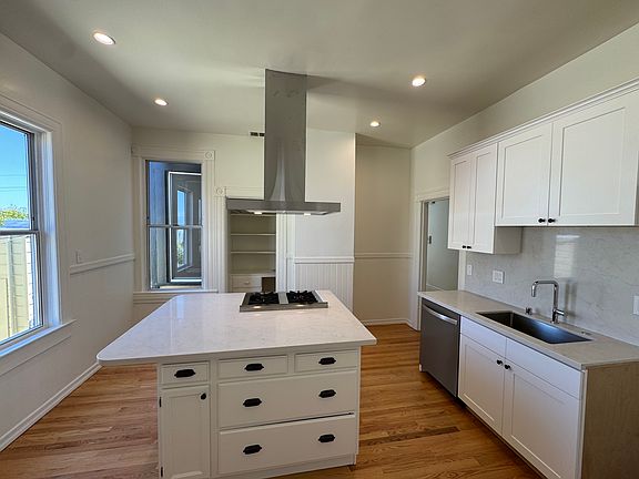 2nd image of 1538 20th St