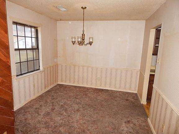 Separate dining room