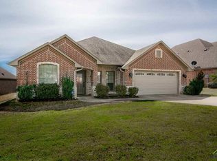 1677 Skidmore Ln, Tyler, TX 75703