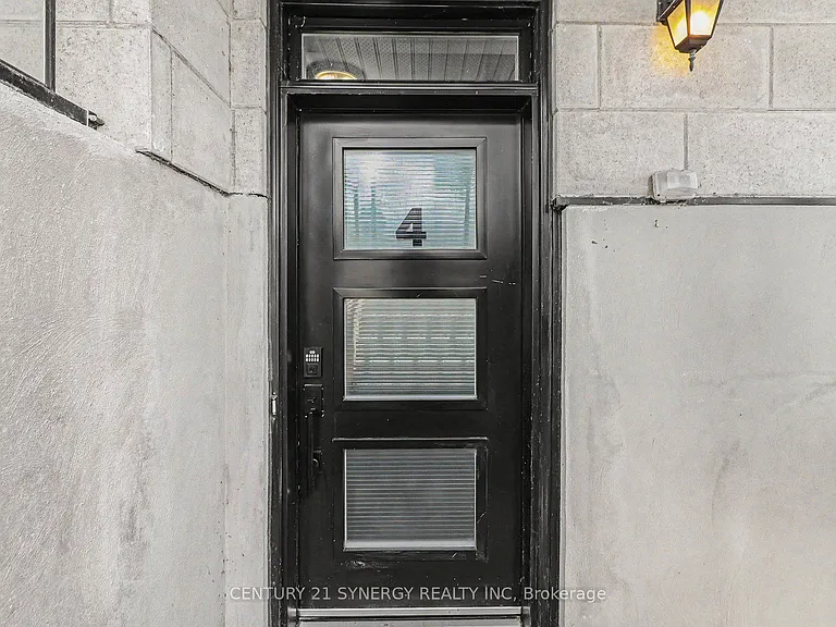 251 Capri Ave #4 — Photo 5