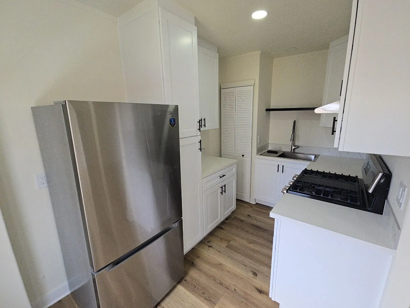 516 G St. PRM: Andrew  — Photo 4