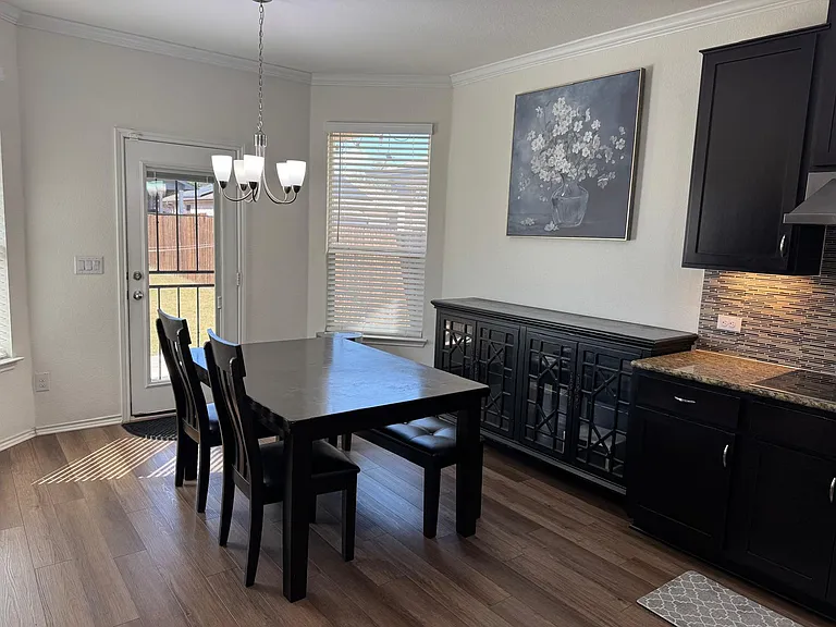 505 Weizenbock Ln — Photo 16