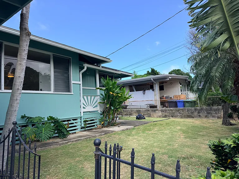 1220 Hele St — Photo 15